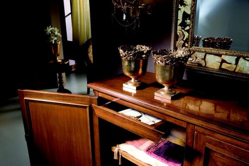 PARTICOLARE SECRETER CREDENZA A DUE ANTE